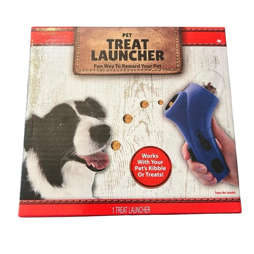 Pet Treat Launcher‎ nwt